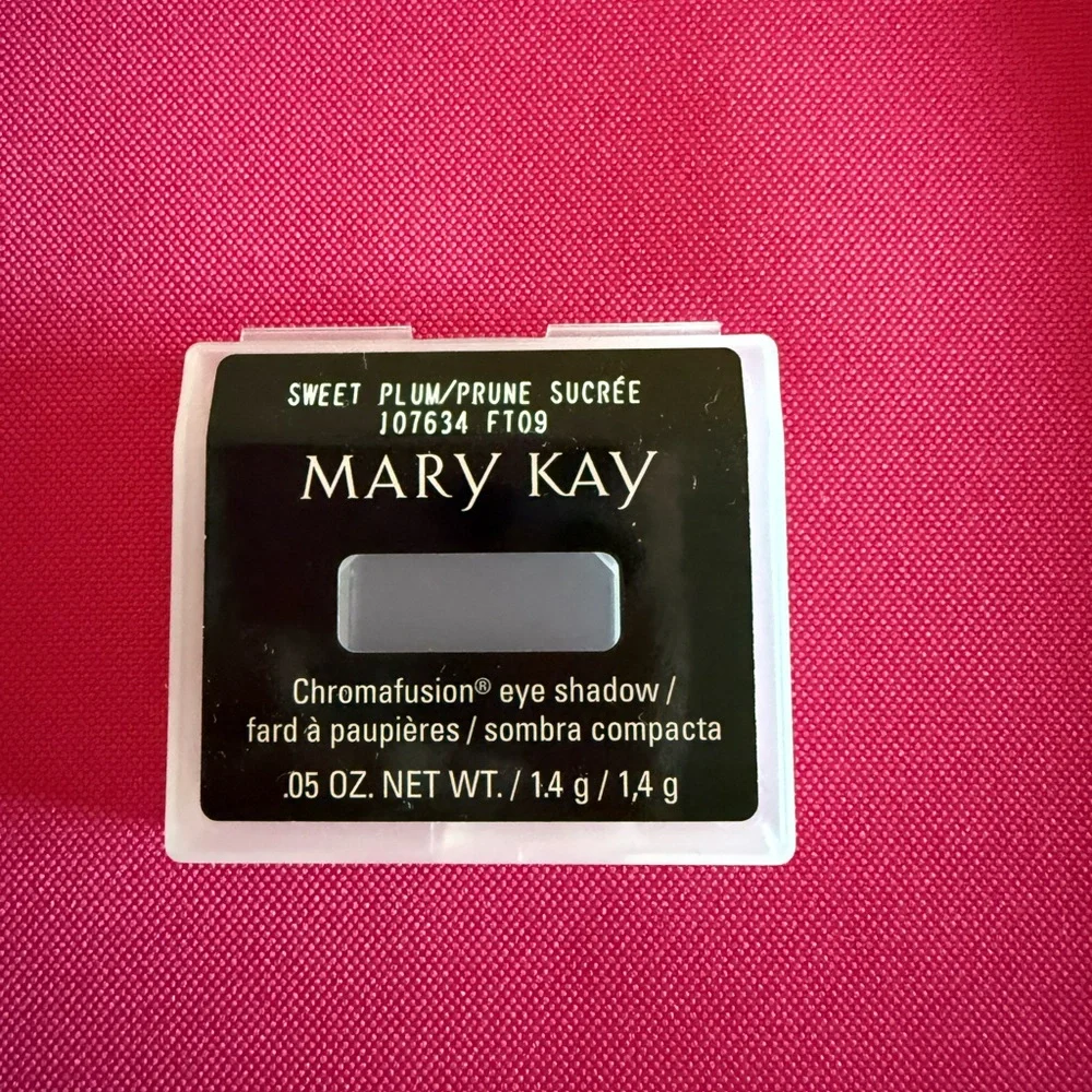 Mary Kay Chromafusion Eye Shadow Sweet Plum - Picture 2 of 5